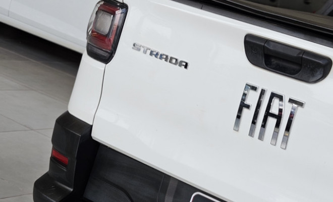 Fiat Strada Endurance 1.4 Flex 8V CS Plus 2022 Flex-14