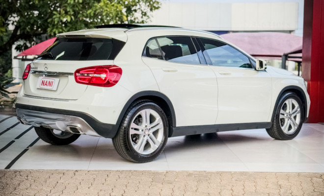 Mercedes-Benz GLA 250 Vision 2.0 TB 16V 211cv Aut. 2015 Gasolina-2