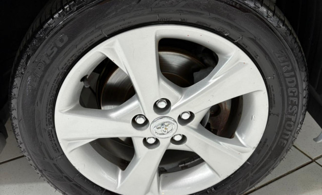 Toyota Corolla XLi 1.8/1.8 Flex 16V Mec. 2013 Flex-12
