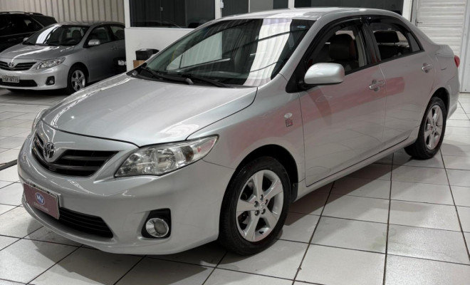 Toyota Corolla XLi 1.8/1.8 Flex 16V Mec. 2013 Flex-1