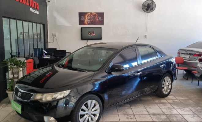 Kia Motors Cerato 1.6 16V Aut. 2012 Gasolina