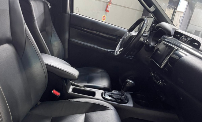 Toyota Hilux SW4 SRX 4x4 2.8 TDI 16V Dies. Aut. 2019 Diesel-8
