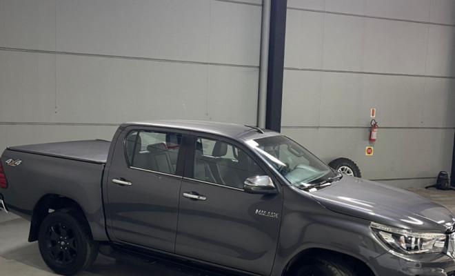 Toyota Hilux SW4 SRX 4x4 2.8 TDI 16V Dies. Aut. 2019 Diesel-1