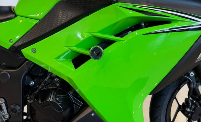 KAWASAKI NINJA 300 2018 Gasolina-1