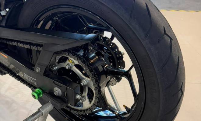 KAWASAKI NINJA 300 2018 Gasolina-4