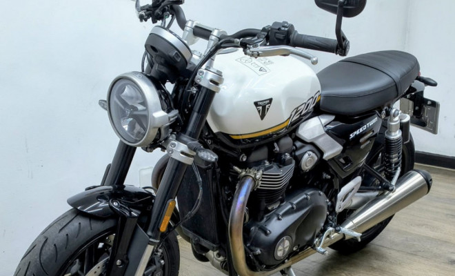 TRIUMPH Speed Twin 1200cc 2025 Gasolina-2