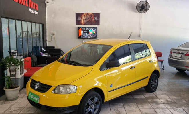 VW - VolksWagen Fox Route 1.0 Mi Total Flex 8V 5p 2008 Flex