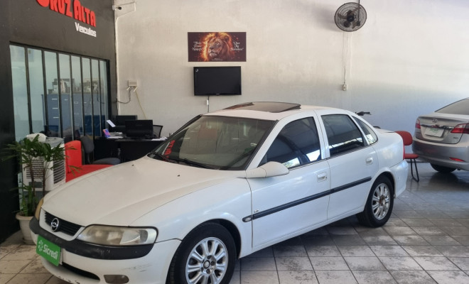 GM - Chevrolet Vectra CD 2.2 16V / 2.0 16V Mec./Aut. 1999 Gasolina