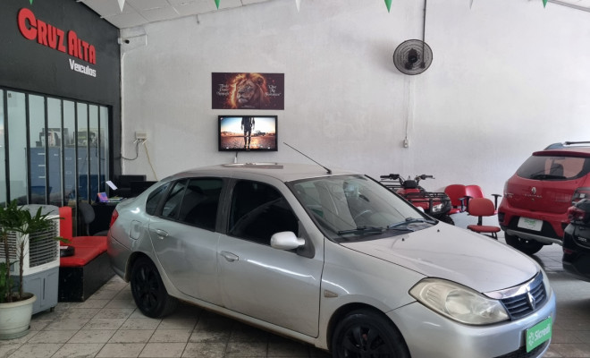 Renault SYMBOL Privilège Hi-Flex 1.6 16V 4p 2011 Flex-0