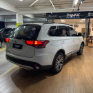 Mitsubishi OUTLANDER 2.0 16V 160cv Aut. 2016 Gasolina-6