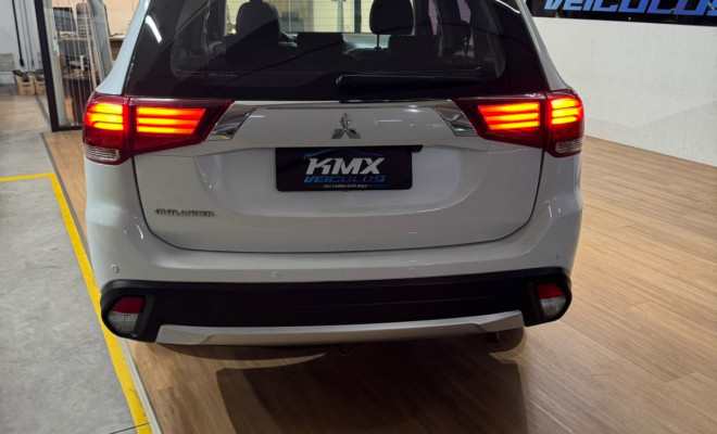 Mitsubishi OUTLANDER 2.0 16V 160cv Aut. 2016 Gasolina-5