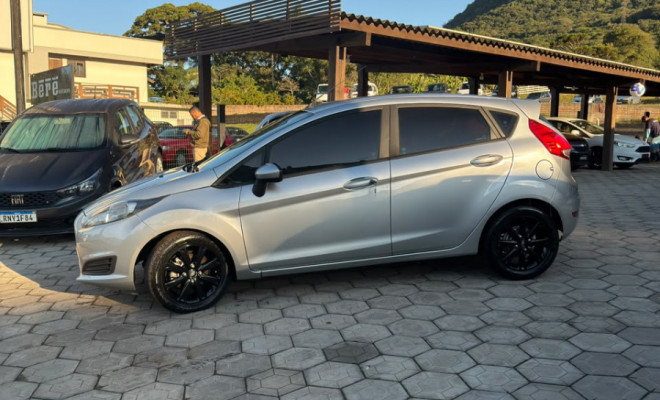 Ford Fiesta 1.5 16V Flex Mec. 5p 2014 Flex-0