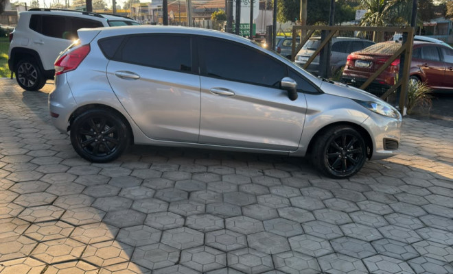 Ford Fiesta 1.5 16V Flex Mec. 5p 2014 Flex-1