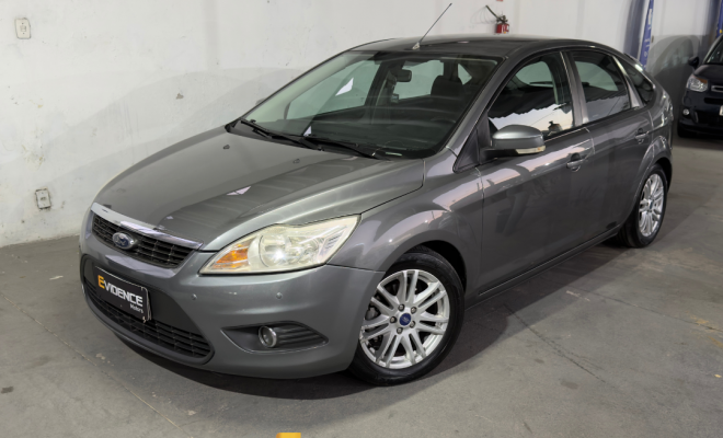 Ford Focus 1.6 S/SE/SE Plus Flex 8V/16V  5p 2013 Flex-0