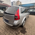 Renault Megane Grand Tour Dynamique 2.0 16V Mec. 2009 Gasolina-8