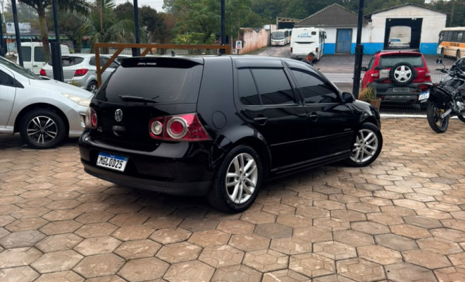 VW - VolksWagen Golf 1.6 Mi Total Flex 8V 4p 2010 Flex-3