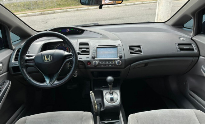 Honda Civic LXS 1.8 Flex - 2008-9