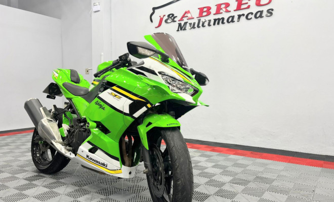 KAWASAKI NINJA 400 2019 Gasolina