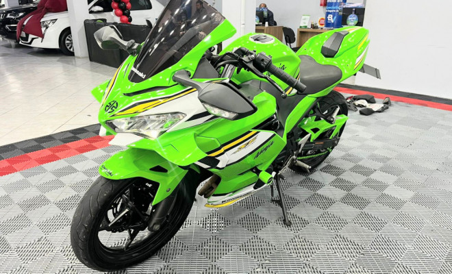 KAWASAKI NINJA 400 2019 Gasolina-1