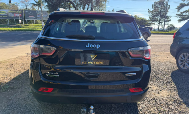 Jeep COMPASS LONGITUDE 2.0 4x4 Dies. 16V Aut. 2017 Diesel-3