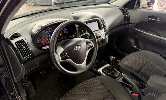 Hyundai i30 2.0 16V 145cv 5p Mec. 2012 Gasolina-6