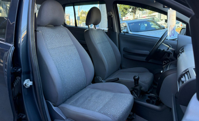 VW - VolksWagen Fox Plus 1.6Mi/ 1.6Mi Total Flex 8V 4p 2005 Flex-3