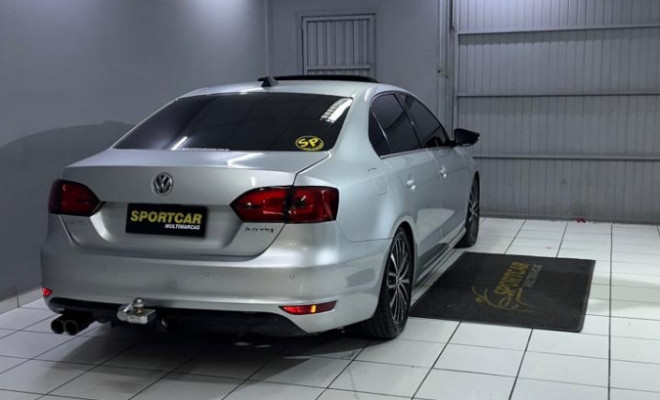 VW - VolksWagen JETTA Highline 2.0 TSI 16V 4p Tiptronic 2012 Gasolina-11