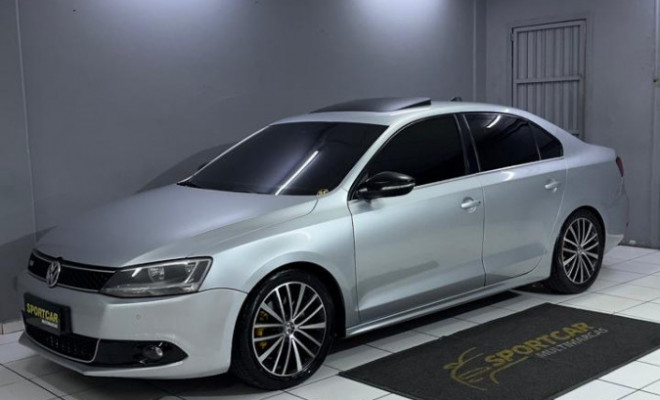 VW - VolksWagen JETTA Highline 2.0 TSI 16V 4p Tiptronic 2012 Gasolina