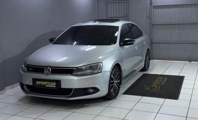 VW - VolksWagen JETTA Highline 2.0 TSI 16V 4p Tiptronic 2012 Gasolina-0