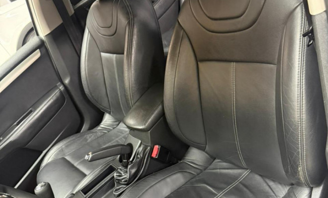 Citroën C4 LOUNGE Tendance 2.0 Flex 4p Mec. 2014 Flex-7
