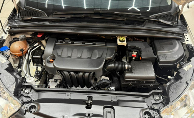 Citroën C4 LOUNGE Tendance 2.0 Flex 4p Mec. 2014 Flex-10