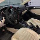 VW - VolksWagen JETTA Highline 2.0 TSI 16V 4p Tiptronic 2013 Gasolina-2