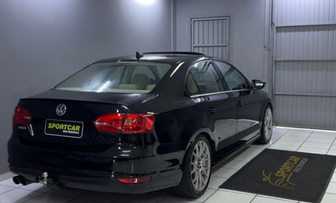 VW - VolksWagen JETTA Highline 2.0 TSI 16V 4p Tiptronic 2013 Gasolina-12