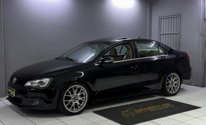 VW - VolksWagen JETTA Highline 2.0 TSI 16V 4p Tiptronic 2013 Gasolina