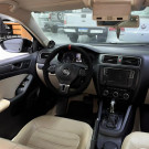 VW - VolksWagen JETTA Highline 2.0 TSI 16V 4p Tiptronic 2013 Gasolina-4