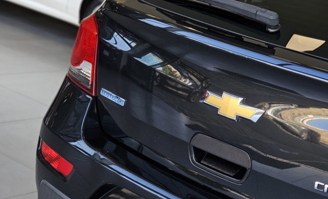 GM - Chevrolet CRUZE HB Sport LT 1.8 16V FlexP. 5p Mec 2015 Flex-16
