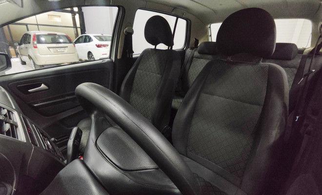 VW - VolksWagen Fox Trendline 1.0 Flex 12V 5p 2016 Flex-7