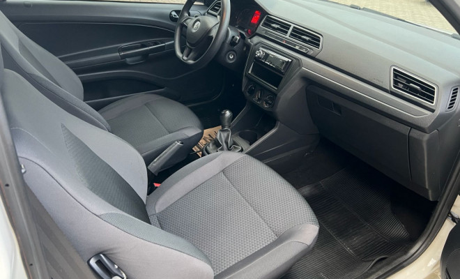 VW - VolksWagen Saveiro Robust 1.6 Total Flex 16V  2023 Flex-8