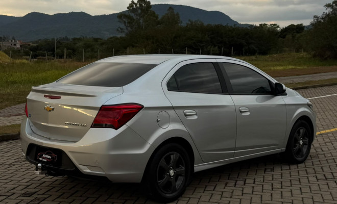 GM - Chevrolet PRISMA Sed. LTZ 1.4 8V FlexPower 4p Aut. 2017 Flex-4