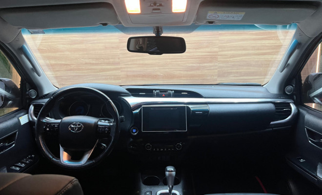 Toyota Hilux CD SRV 4x4 2.8 TDI Diesel Aut. 2019-3