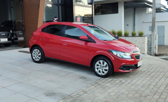 GM - Chevrolet ONIX HATCH LT 1.4 8V FlexPower 5p Mec. 2013 Flex