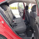 GM - Chevrolet ONIX HATCH LT 1.4 8V FlexPower 5p Mec. 2013 Flex-12