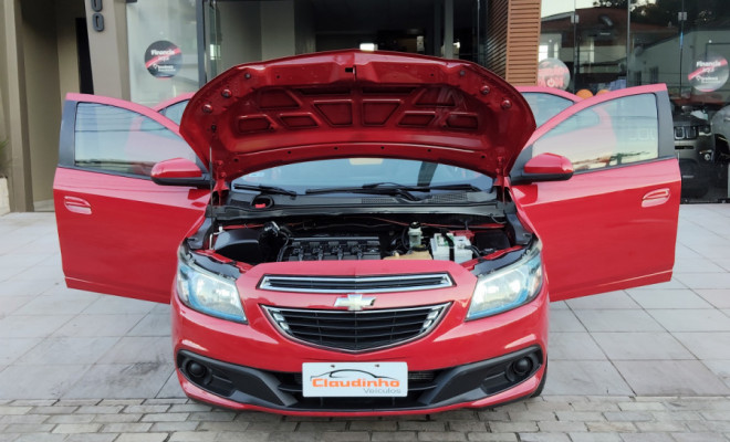GM - Chevrolet ONIX HATCH LT 1.4 8V FlexPower 5p Mec. 2013 Flex-5