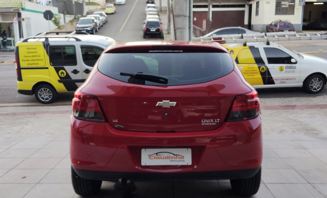GM - Chevrolet ONIX HATCH LT 1.4 8V FlexPower 5p Mec. 2013 Flex-4