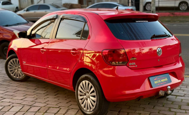 VW - VolksWagen Gol (novo) 1.0 Mi Total Flex 8V 4p 2014 Flex-2