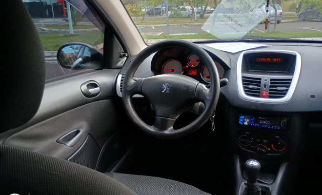 Peugeot 207 XR 1.4 Flex 8V 5p 2012 Flex-7