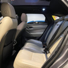Land Rover Range Rover Velar P300 R-Dyn SE 2.0 4x4 300cv Aut. Gasolina 2019-14