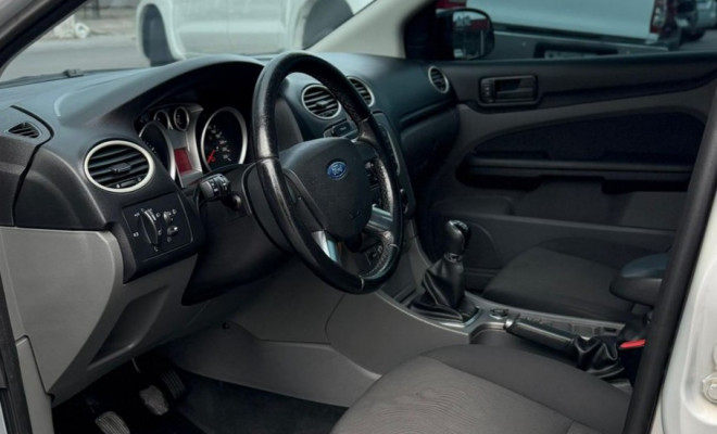 Ford Focus 1.6 S/SE/SE Plus Flex 8V/16V  5p 2012 Flex-2