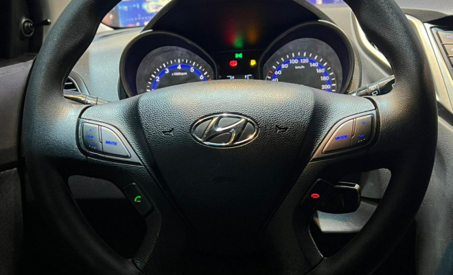 Hyundai HB20 C./C.Plus/C.Style 1.6 Flex 16V Mec. 2015 Flex-9