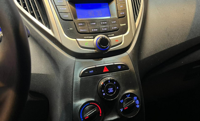 Hyundai HB20 C./C.Plus/C.Style 1.6 Flex 16V Mec. 2015 Flex-13